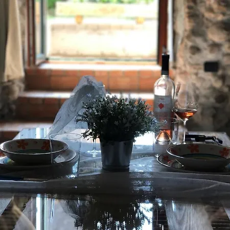 La Grotta Nyaraló *