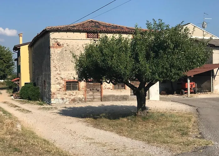 La Grotta Vakantiehuis Pastrengo